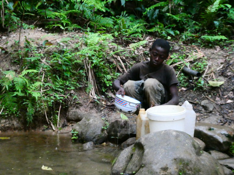 Accès à l'eau, Lobo